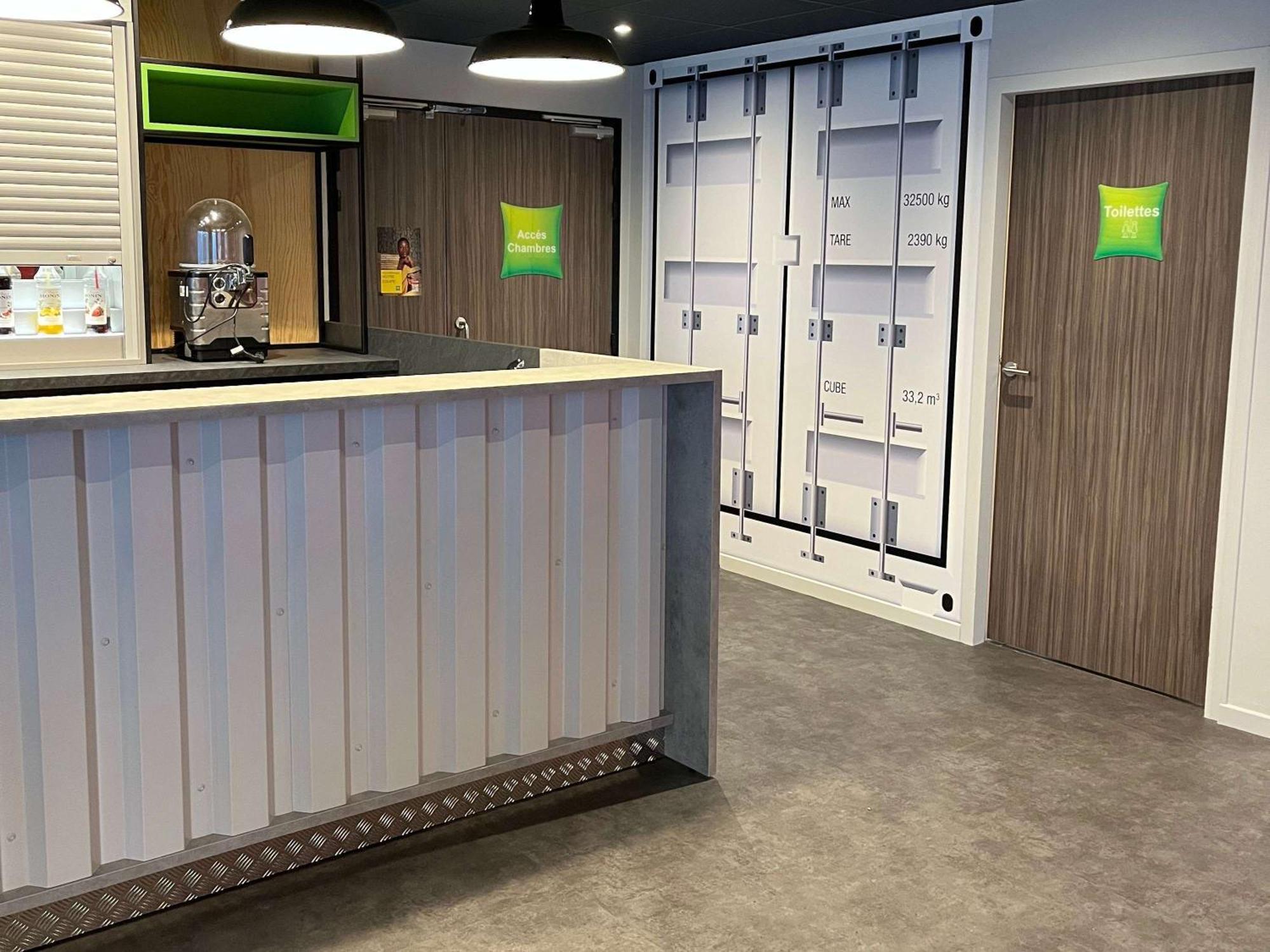 Hotel Ibis Styles Bourbon Lancy Exterior foto